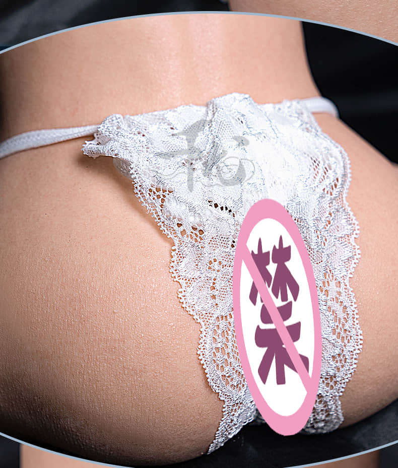 Model's hip measurement: 4.15 kg